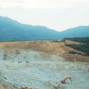 煙臺中嘉礦業宋家溝礦山石方爆破工程